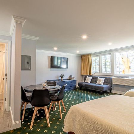 The Niantic Inn Exterior foto